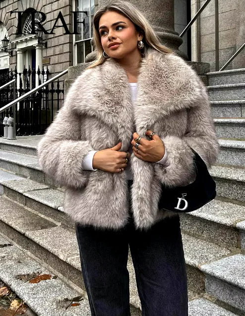 Elegant Spandex Winter Coat